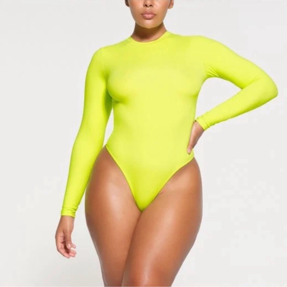 Skims Neon Green Long Sleeve Bodysuit NWT